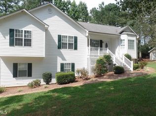 33 Pinnacle Way, Carrollton, GA 30117