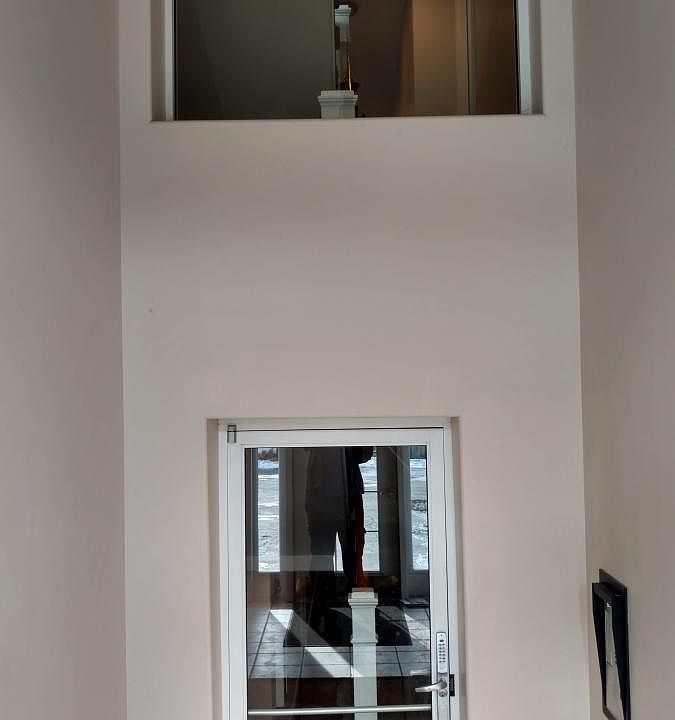 2nd floor exit to mailbox area and large parking lot