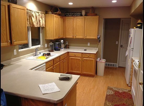 5th image of 39 E Strasbourg Ln