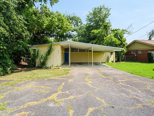 206 Wayne Ave Photo 1