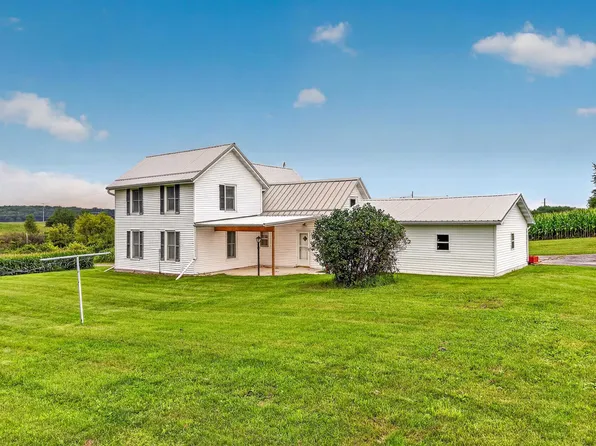 5594 Cherry Ln, Marshall, WI 53559