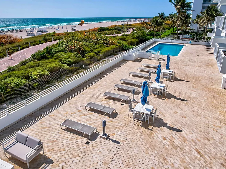 345 Ocean Dr #305 — Photo 22