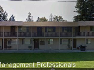 700 NE 10th St APT I, Grants Pass, OR