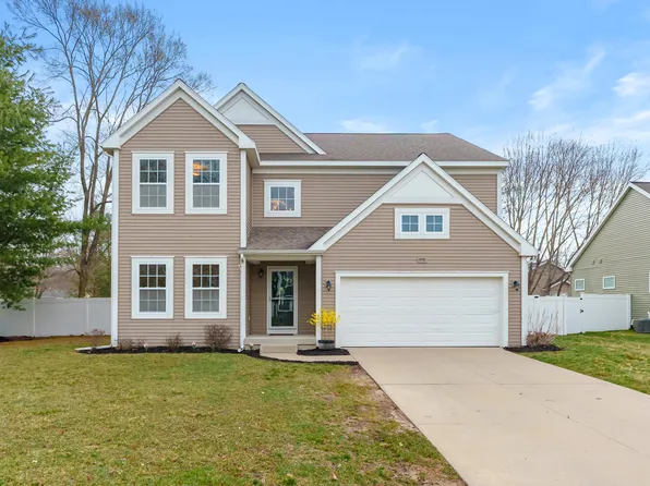 10785 Schuur St, Portage, MI 49024