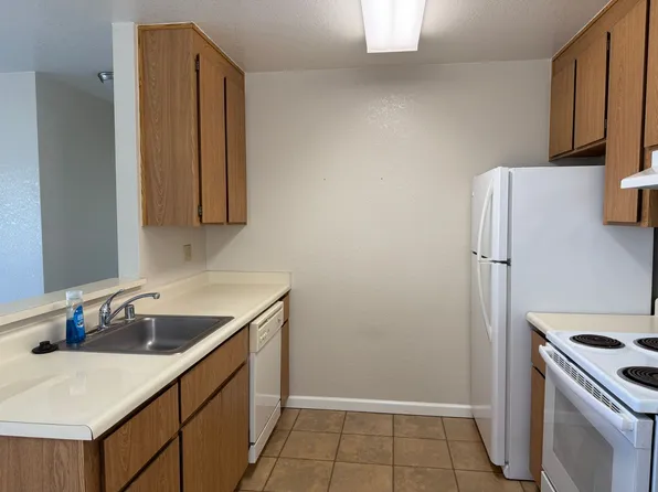 Cherry Street 4 Plex, 125 W Cherry St Unit 1, Dixon, CA 95620