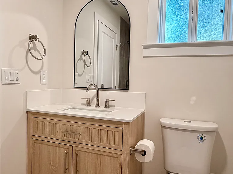 155 Harold Ave — Photo 8