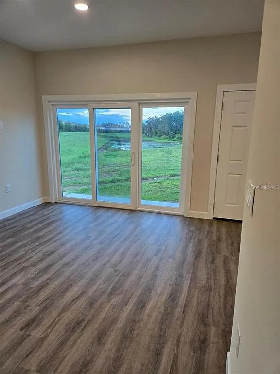 1 bed, 1.0 bath, 500 sqft, $1,300 — Photo 4