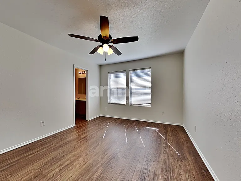 205 Arrowhead Dr — Photo 9