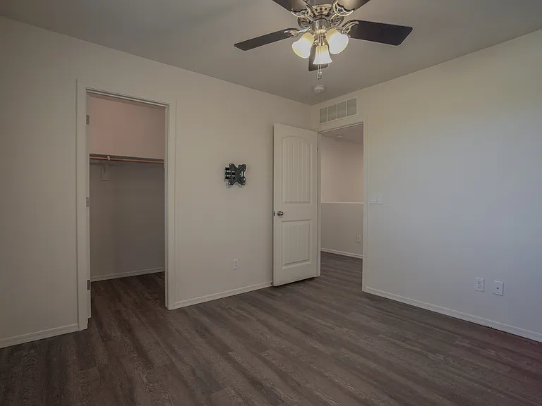 10225 W Camelback Rd #28 — Photo 15