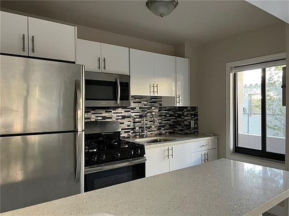 2nd image of 1605 E Broward Blvd APT 3