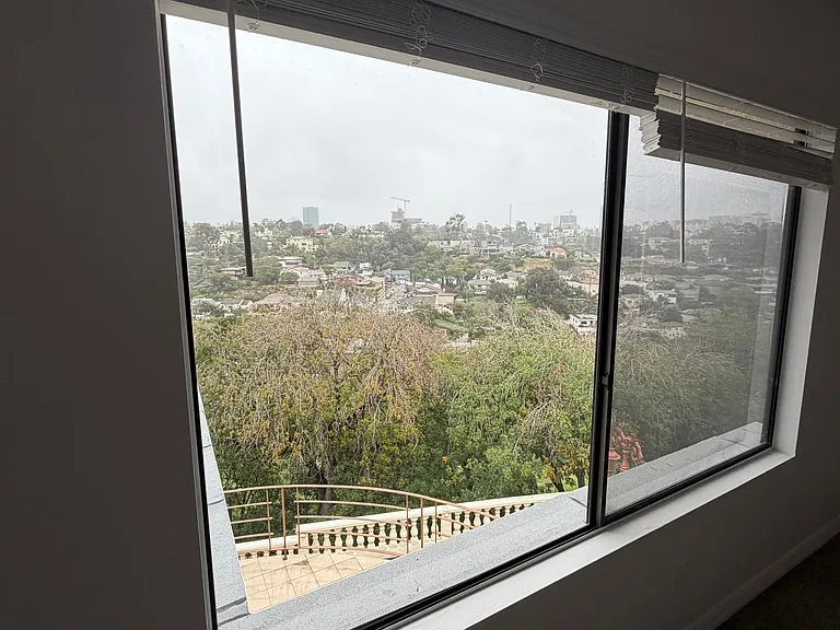 3013 Horton Ave — Photo 6