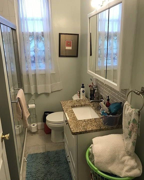 2nd image of 275 Lexington St APT 4
