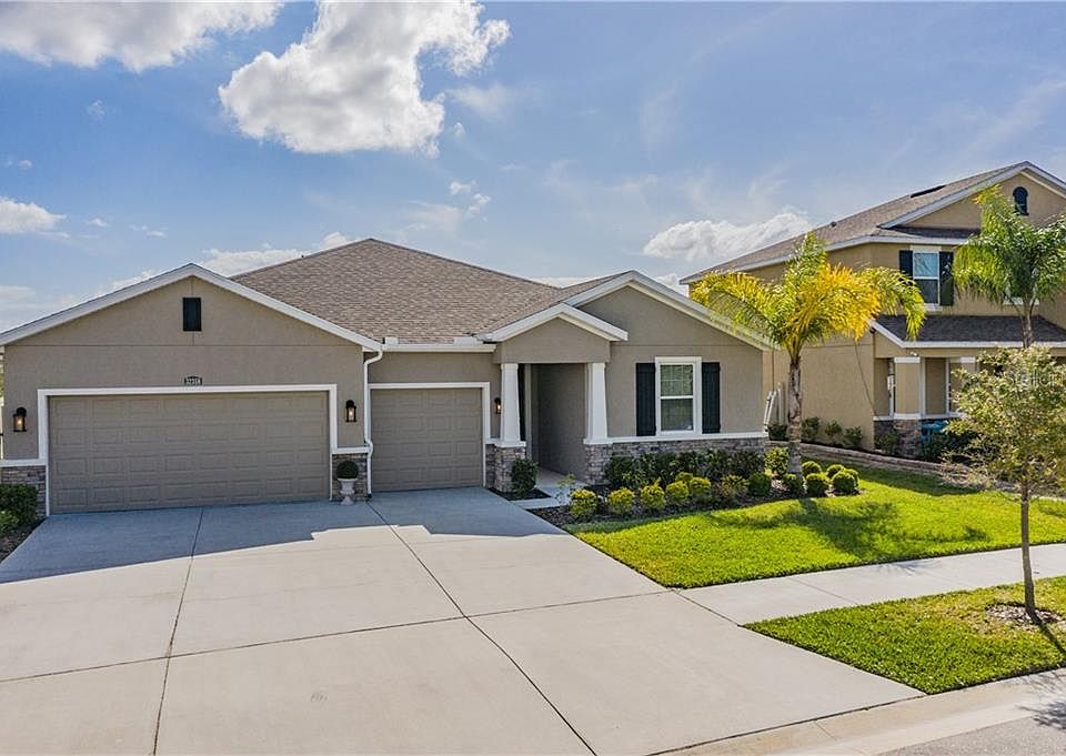 1st image of 32358 Pinson Ln