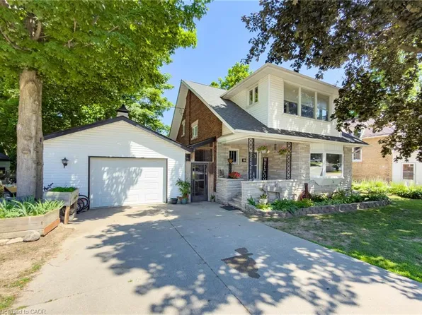 10 Hillcrest St W, South Bruce, ON N0G 2S0