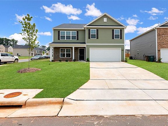 2nd image of 4809 Black Forest Dr