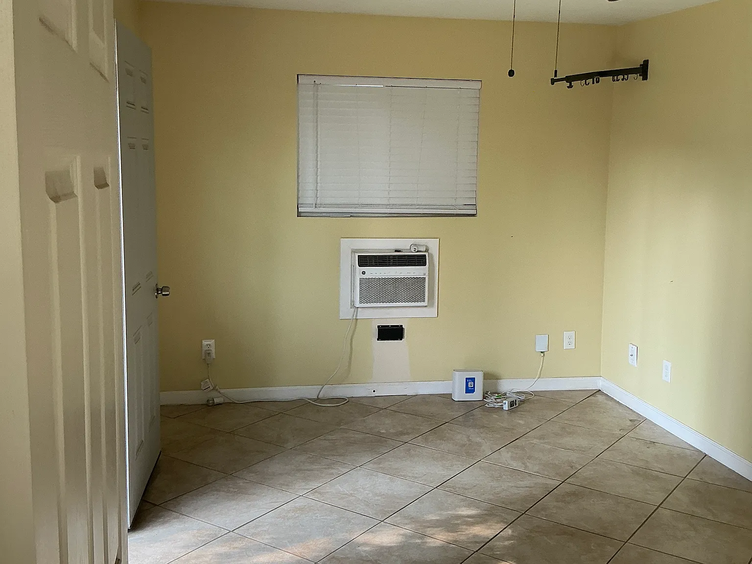 1 bed, $1,200 — Photo 4