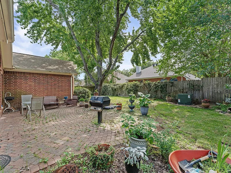 2214 Lashley Ct — Photo 27