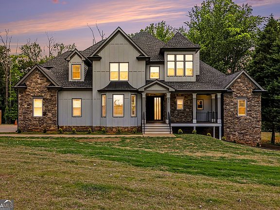 2nd image of 670 Old Alpharetta Rd