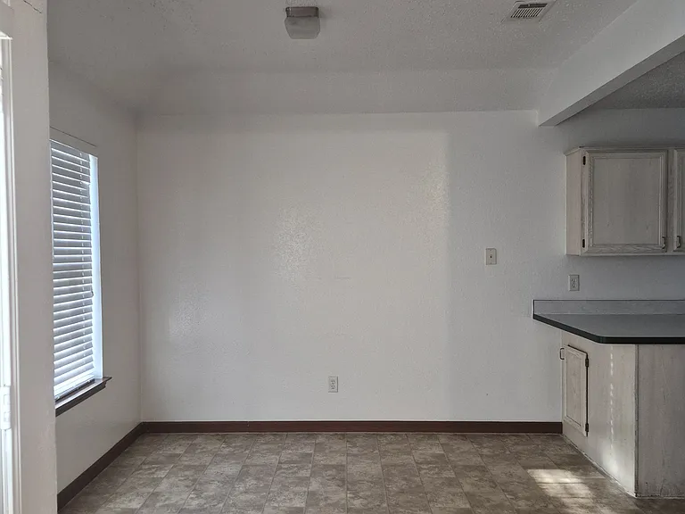 5524 Royal Meadow Ln — Photo 6