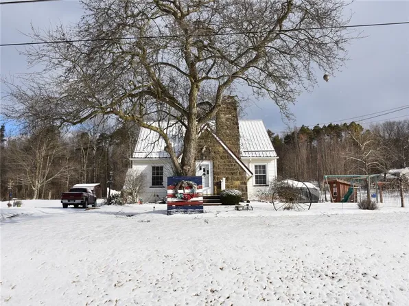 24612 Us Highway 322, Cochranton, PA 16314