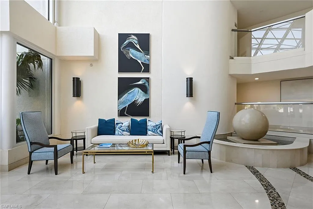 2 bed, 3.0 bath, 2562 sqft, $18,000 — Photo 4