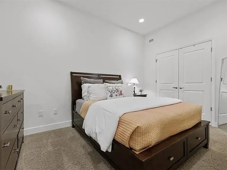 2419 Smallman St #305 — Photo 17