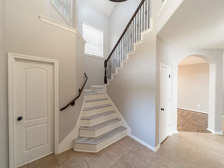 13303 Davenport Hills Ln — Photo 20