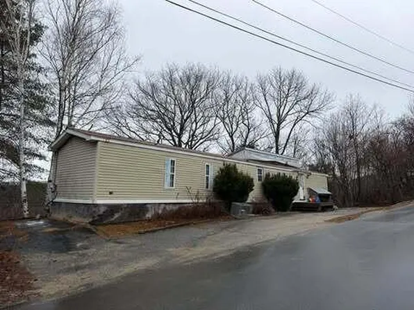 399 High Street, Rumford, ME 04276