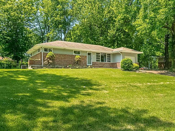 4th image of 31 Rolling Hills Dr