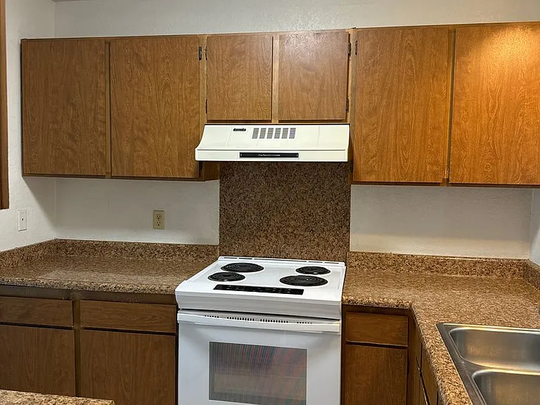98-1425 Kamahao St #111 — Photo 1