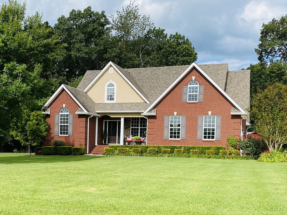 1st image of 567 Courtney Ann Dr