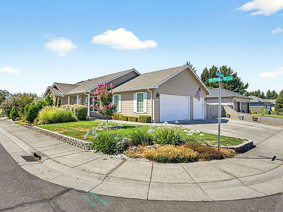 4th image of 2918 Brookdale Dr