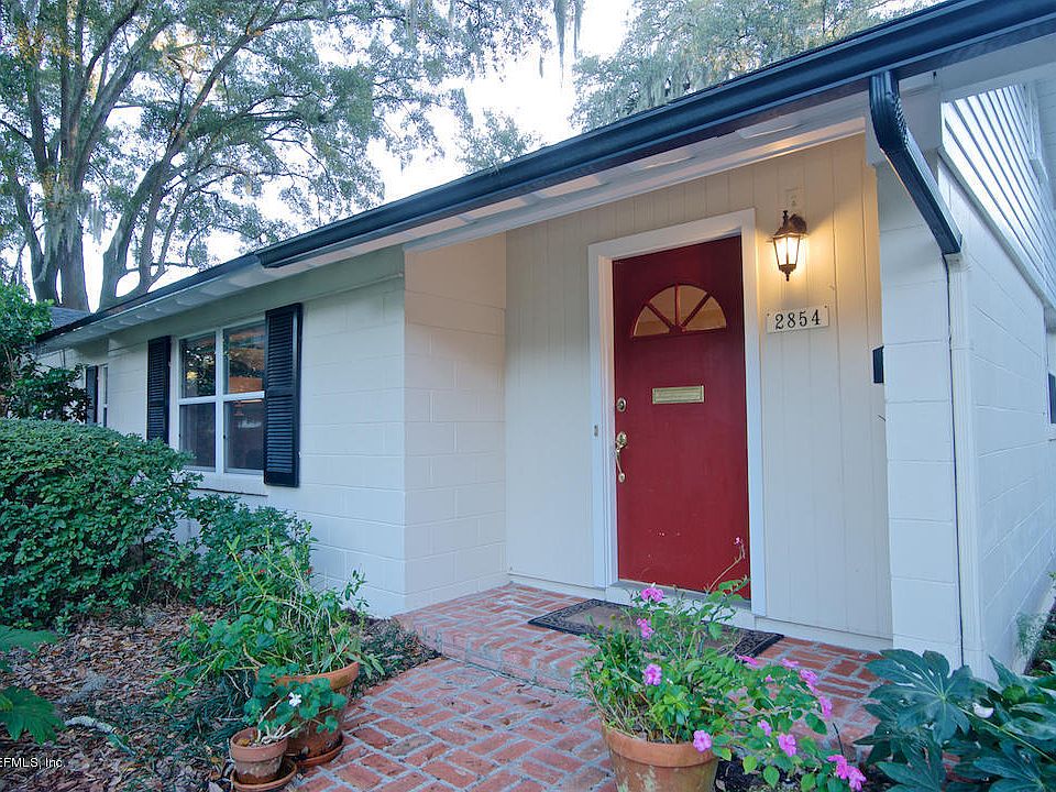 1st image of 2854 Ionic Ave