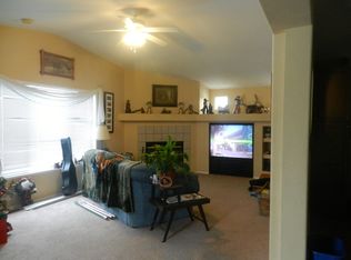 111 S McKinley St, Condon, OR 97823