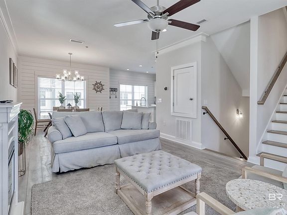 3rd image of 24231 Pepper Ln