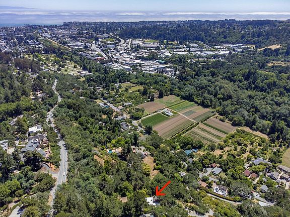 2nd image of 2 Monte Verde Hts