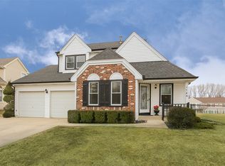 1746 Hampshire Dr, Elk Grove Village, IL 60007