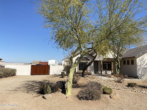 3rd image of 2984 E Horse Mesa Trl