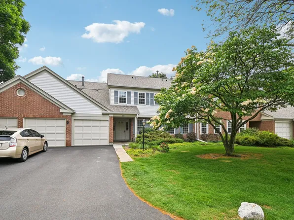 1604 Brittany Ct Unit 2B, Wheeling, IL 60090