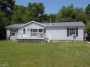 17200 Apache Trl, Howard City, MI 49329