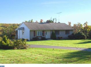 404 Hill Rd, Honey Brook, PA 19344