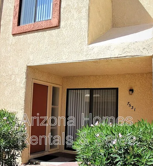 7531 E Terrace Dr — Photo 1