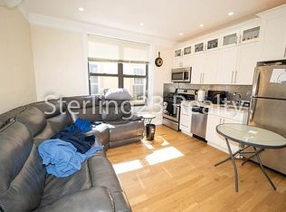 2353 28th St #2F, Astoria, NY 11105