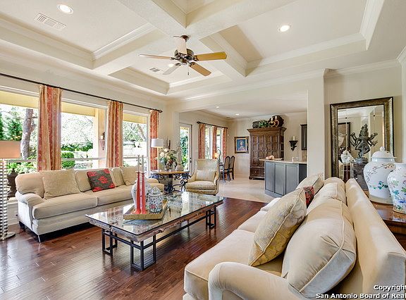 5th image of 118 Lantana Way
