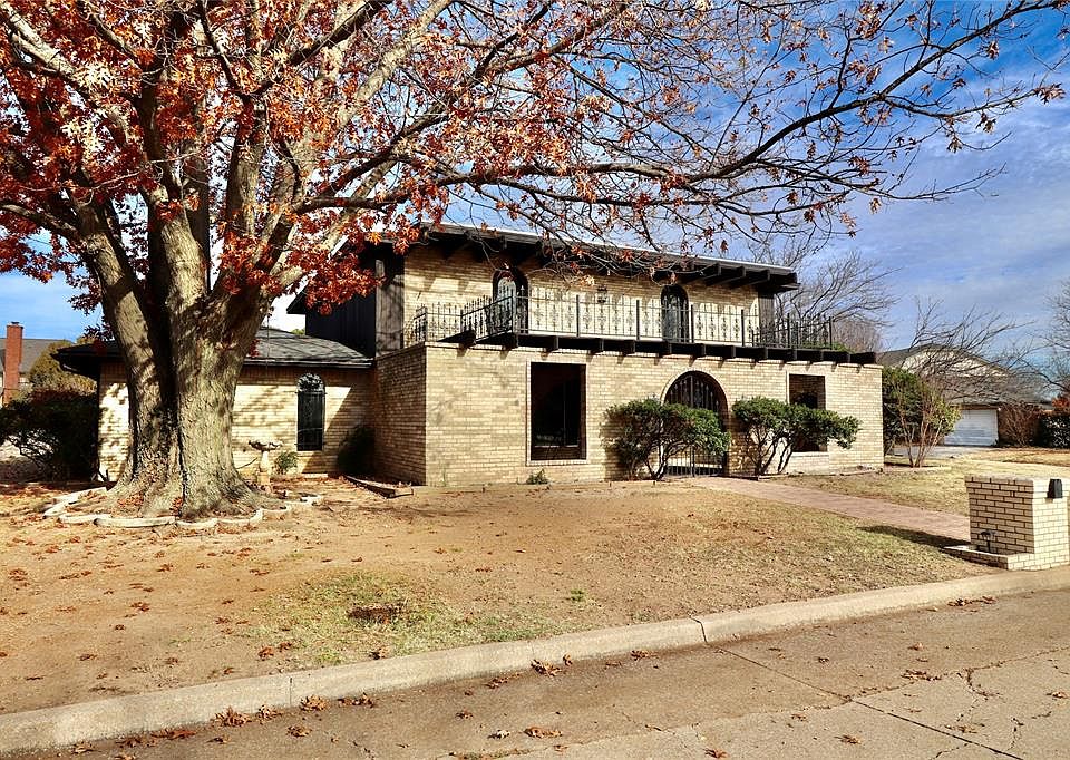 1st image of 2103 Parkland Way