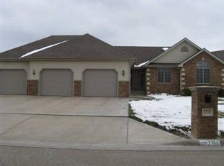 2314 Grant Ct, Salina, KS 67401