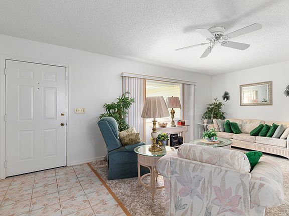 5th image of 17699 SE 102nd Cir