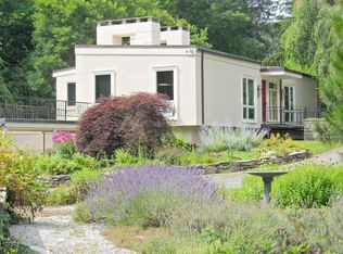 106 Salem Rd, Old Lyme, CT 06371