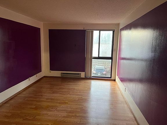 5th image of 925 30th Ave S APT 203