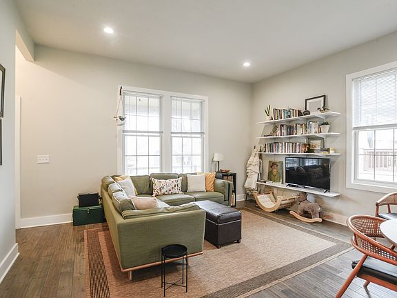 5th image of 308 Lutie St